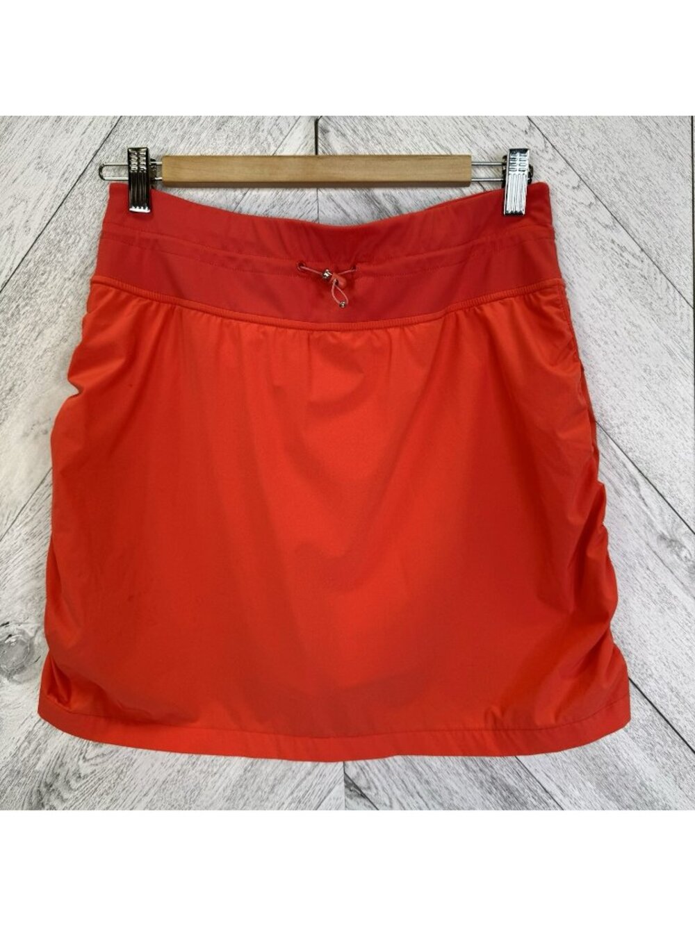 Travis Mathew Womens Large Dune Grass Golf Skirt Skort Cayenne Orange